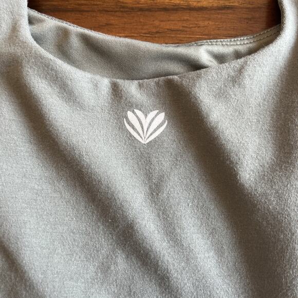 Woman’s Forever 21 Size S Army Green Romper, One Piece, Athleisure Comfy Vaca - Picture 10 of 10